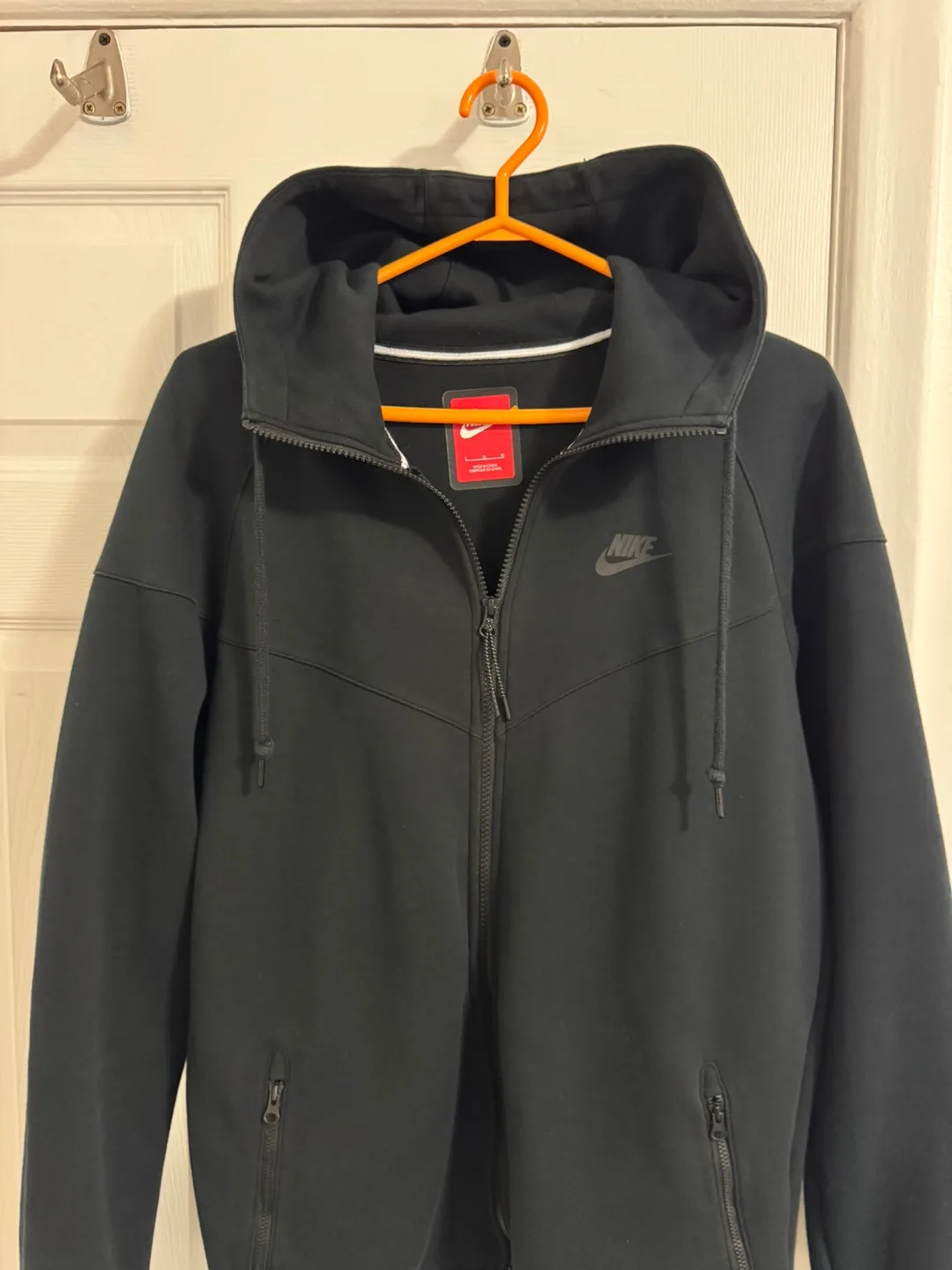 Nike Tech Fleece Windrunner Black (Large) image indicator(2)