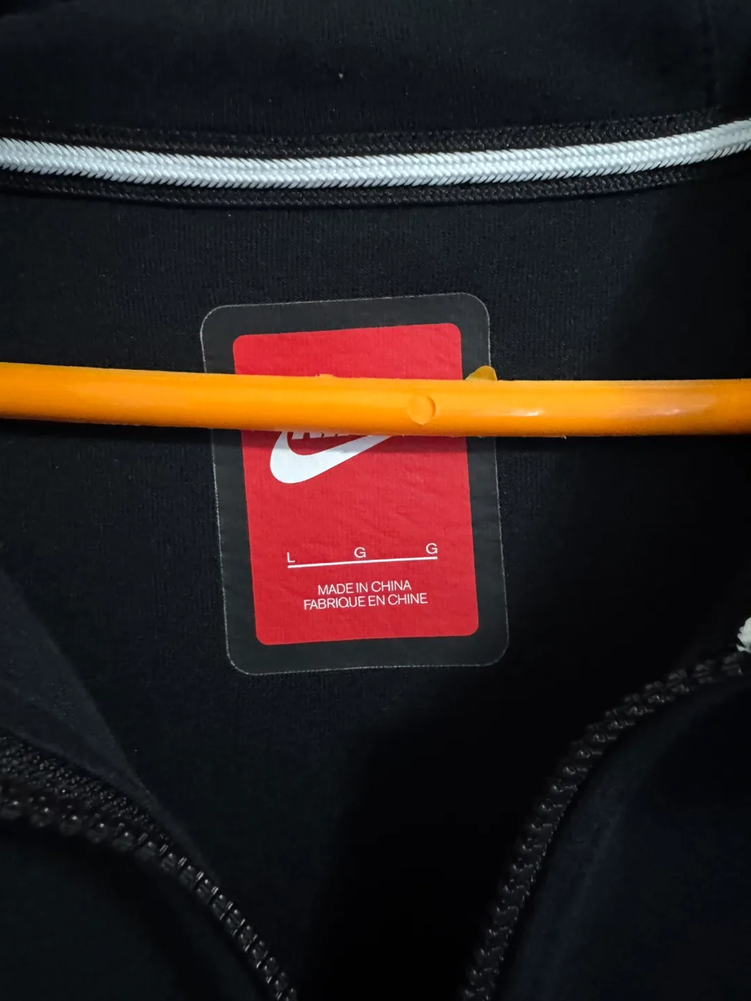 Nike Tech Fleece Windrunner Black (Large) image indicator(4)