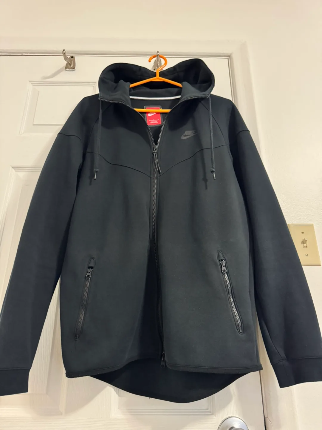 Nike Tech Fleece Windrunner Black (Large) image indicator(3)