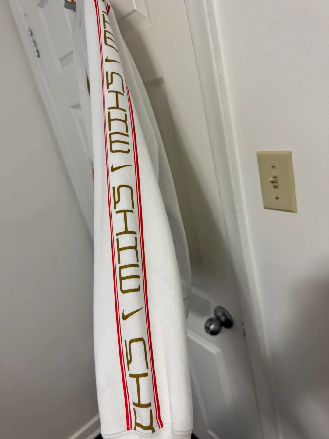 Nike Tiger Sportswear Fleece Crewneck (Large) image indicator(8)