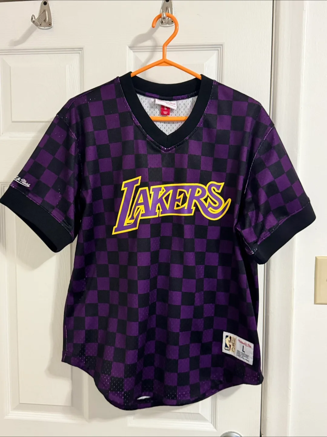 Mitchell & Ness Lakers Checkered Purple Shirt(Large) thumbnail