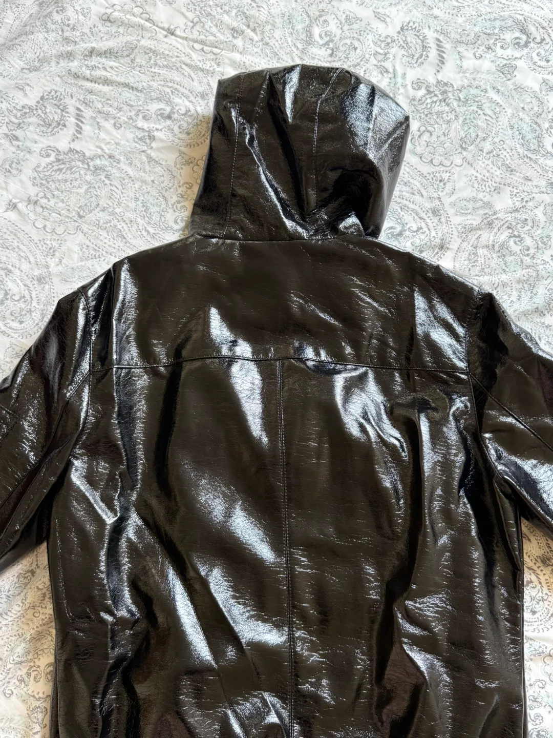 Zara Black Hooded Puffer Jacket image indicator(6)