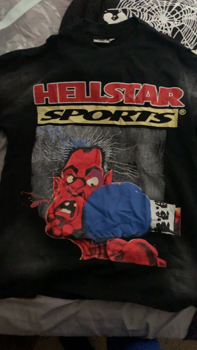 Size medium 1:1 hellstar shirt