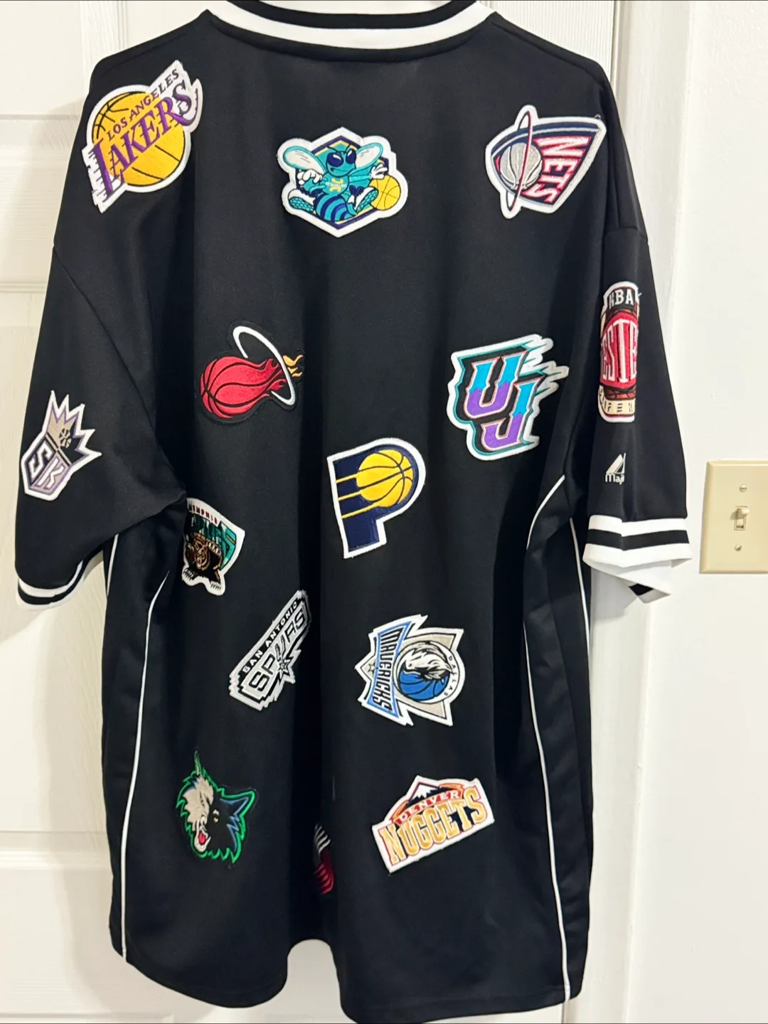 Magestic NBA Warm Up AOP Stitched Logo (XXL) image indicator(7)