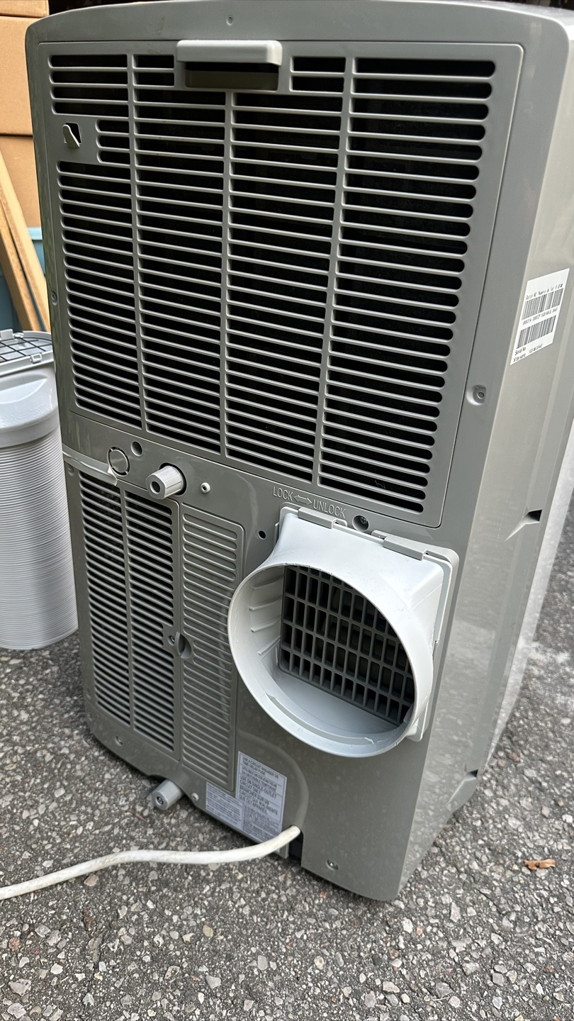 Hisense Air Conditioner - photo 3
