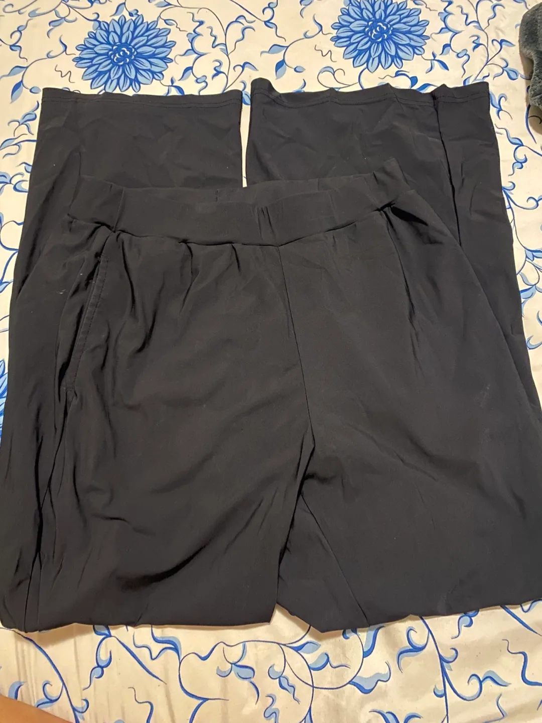 Workout Black Wide loose leggings thumbnail