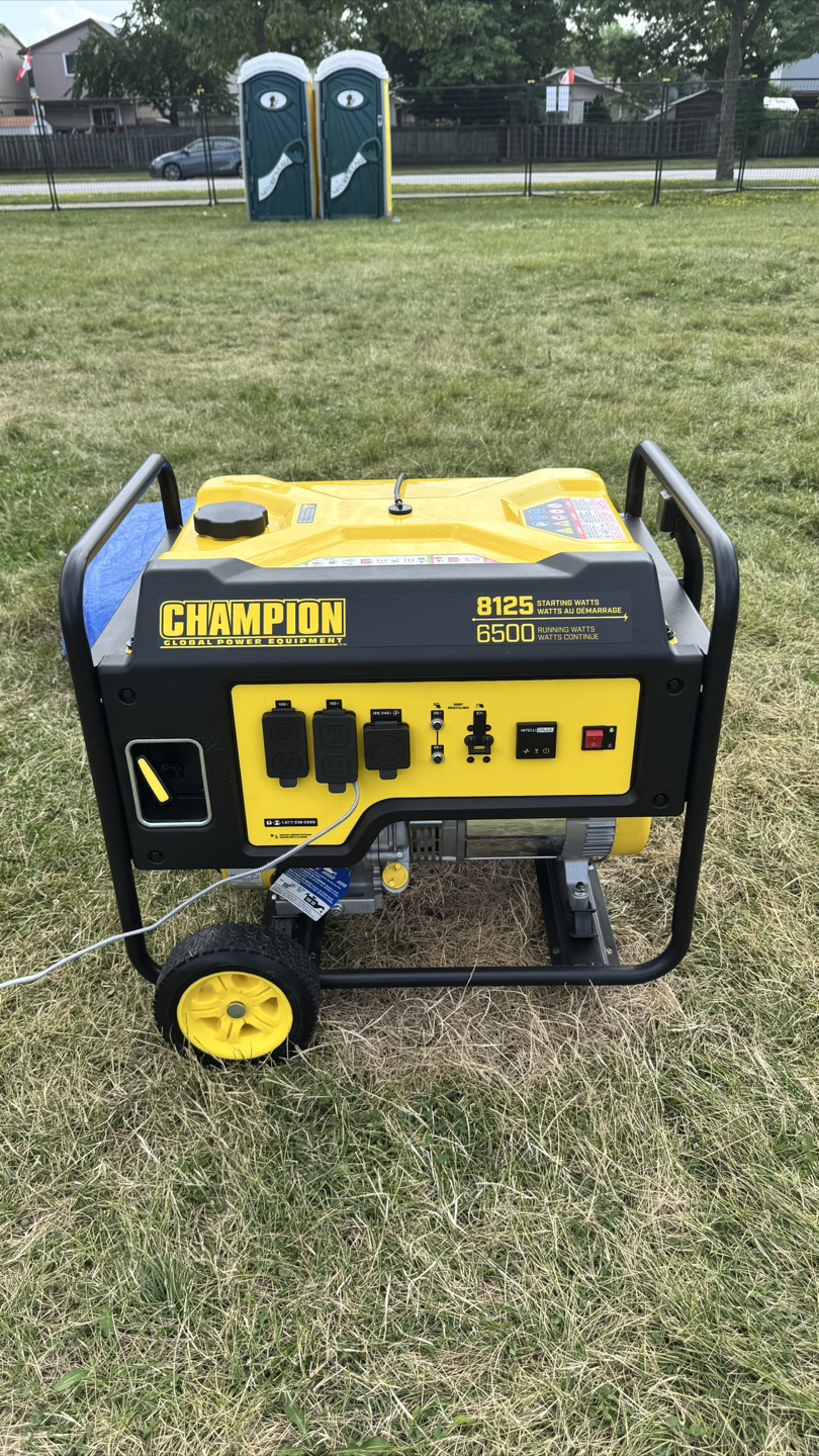 Champion 8125/6500-Watt Portable Generator