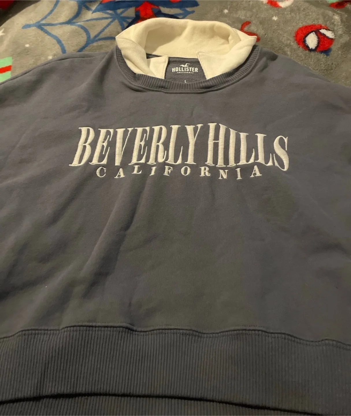 Hollister Beverly Hills Sweatshirt - Size L thumbnail