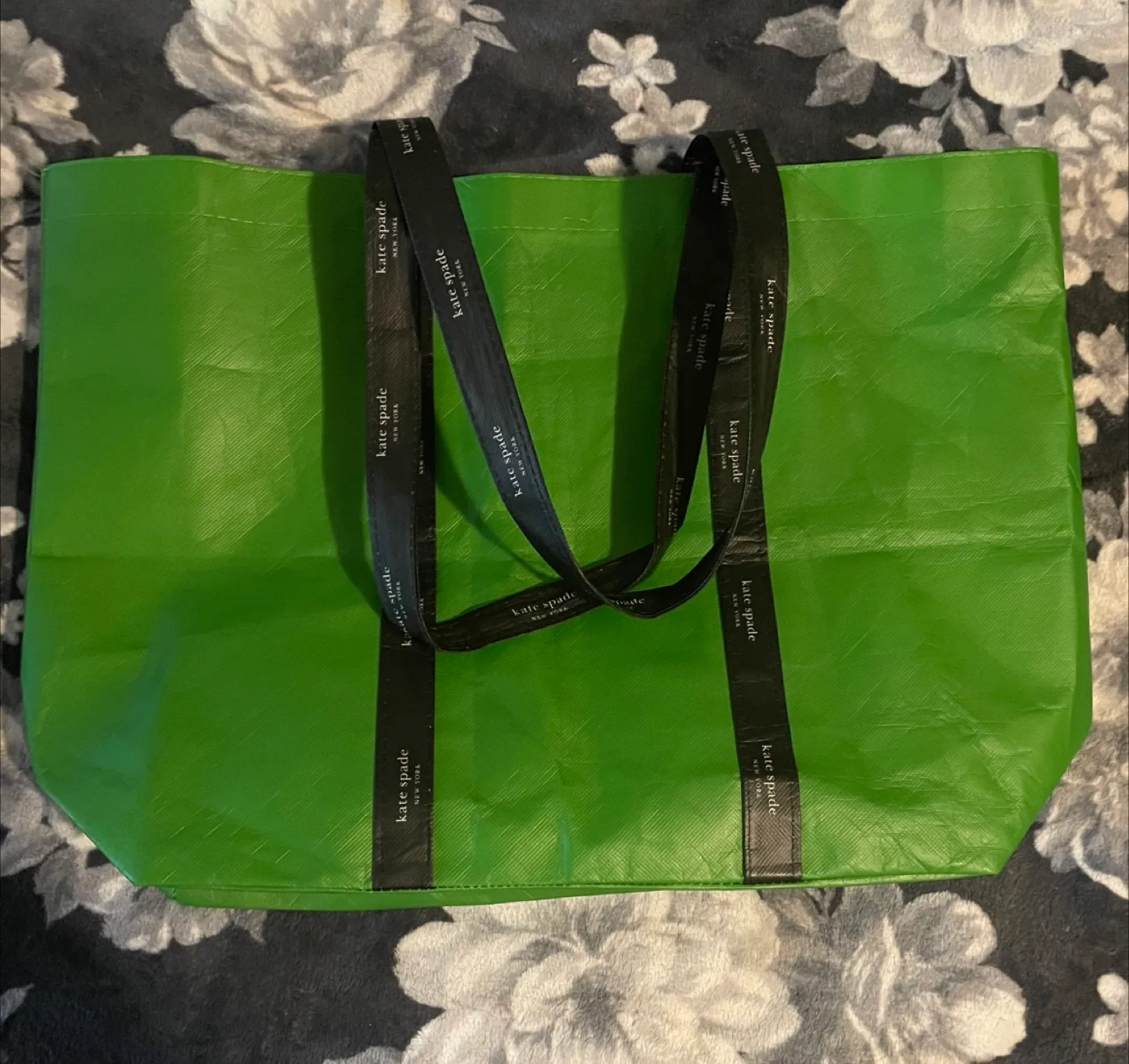 Kate Spade Green Shopping Tote Bag thumbnail