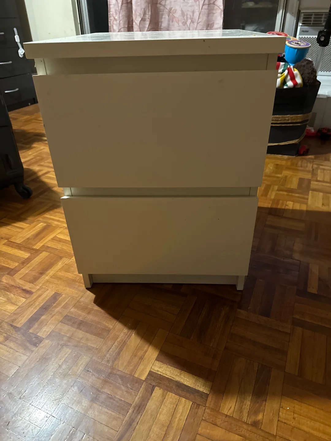 White 2-Drawer Bedside Table thumbnail