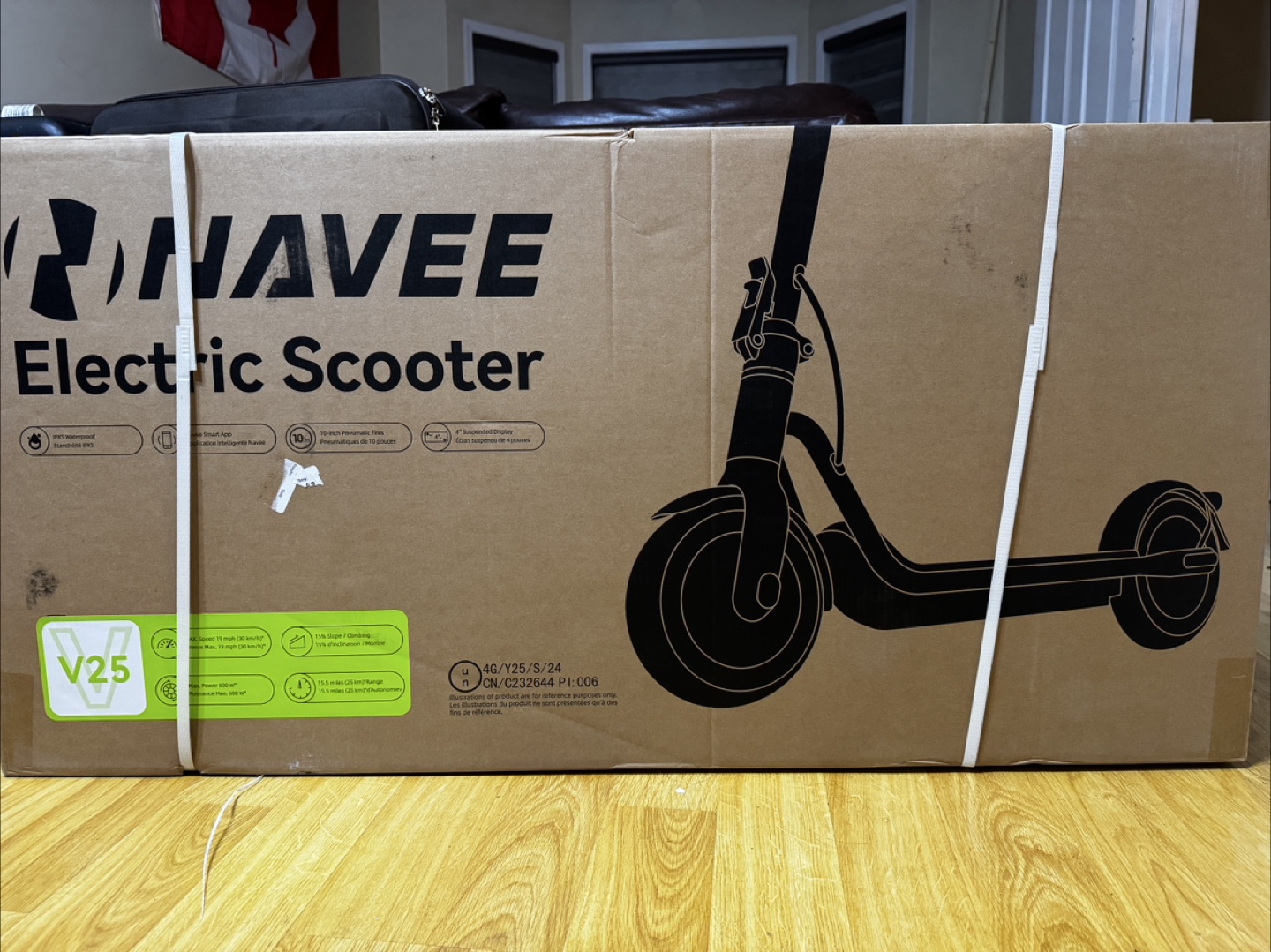 NAVEE V25 Electric Scooter - Like New!