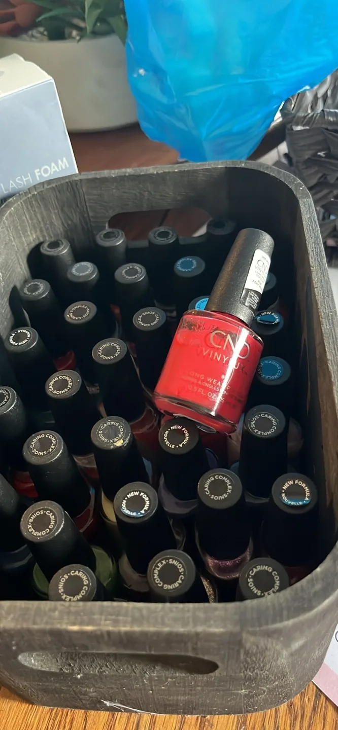 CND Vinylux Nail Polish