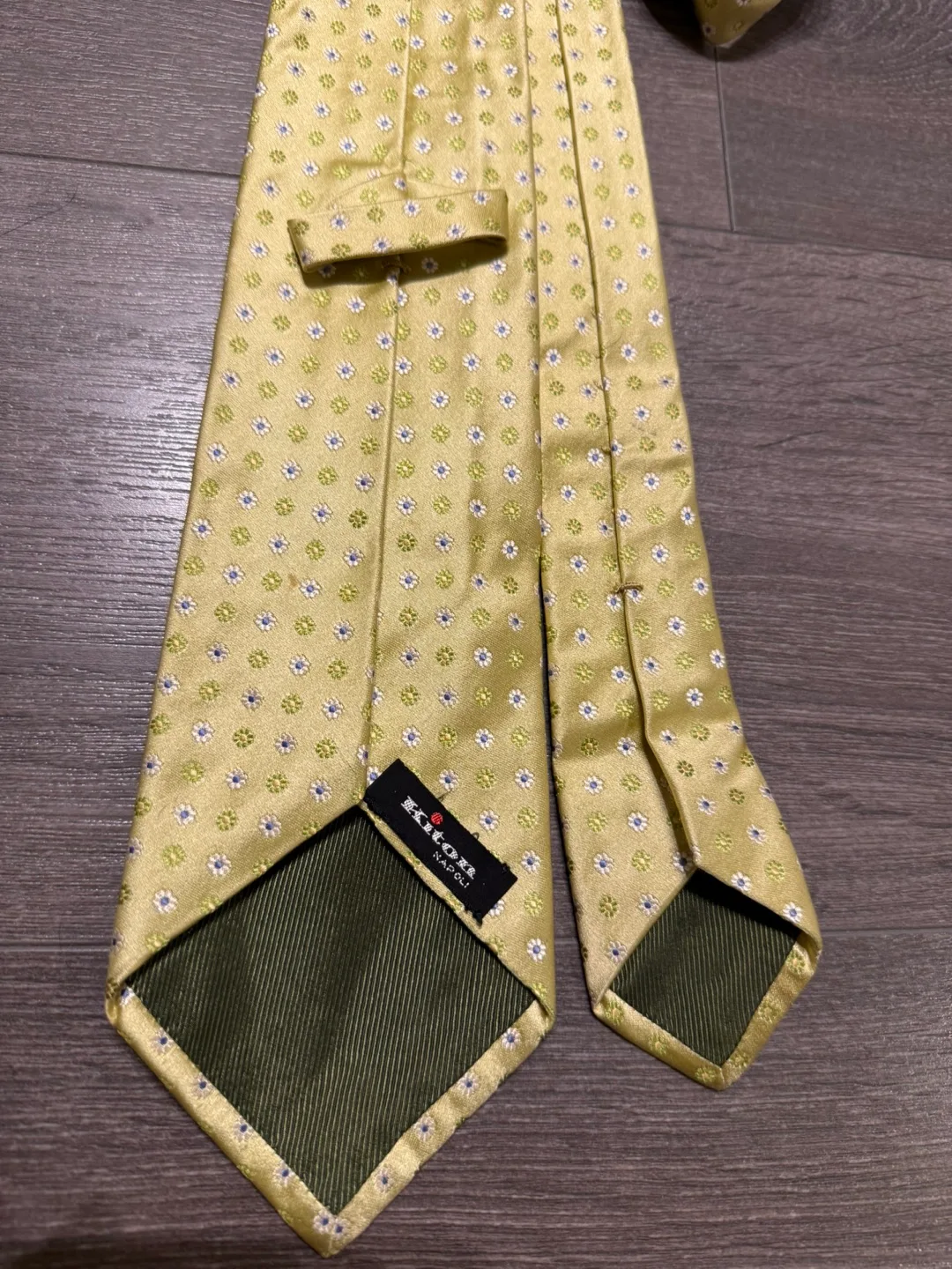 Kiton Napoli Yellow green  Patterned Tie silk Italy image indicator(3)