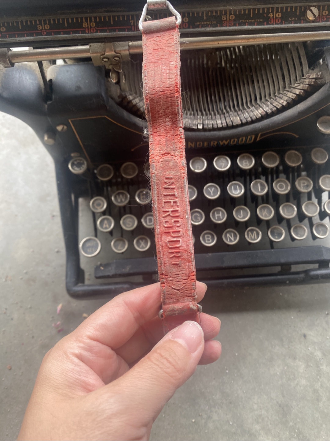 Underwood Standard Typewriter - photo 2