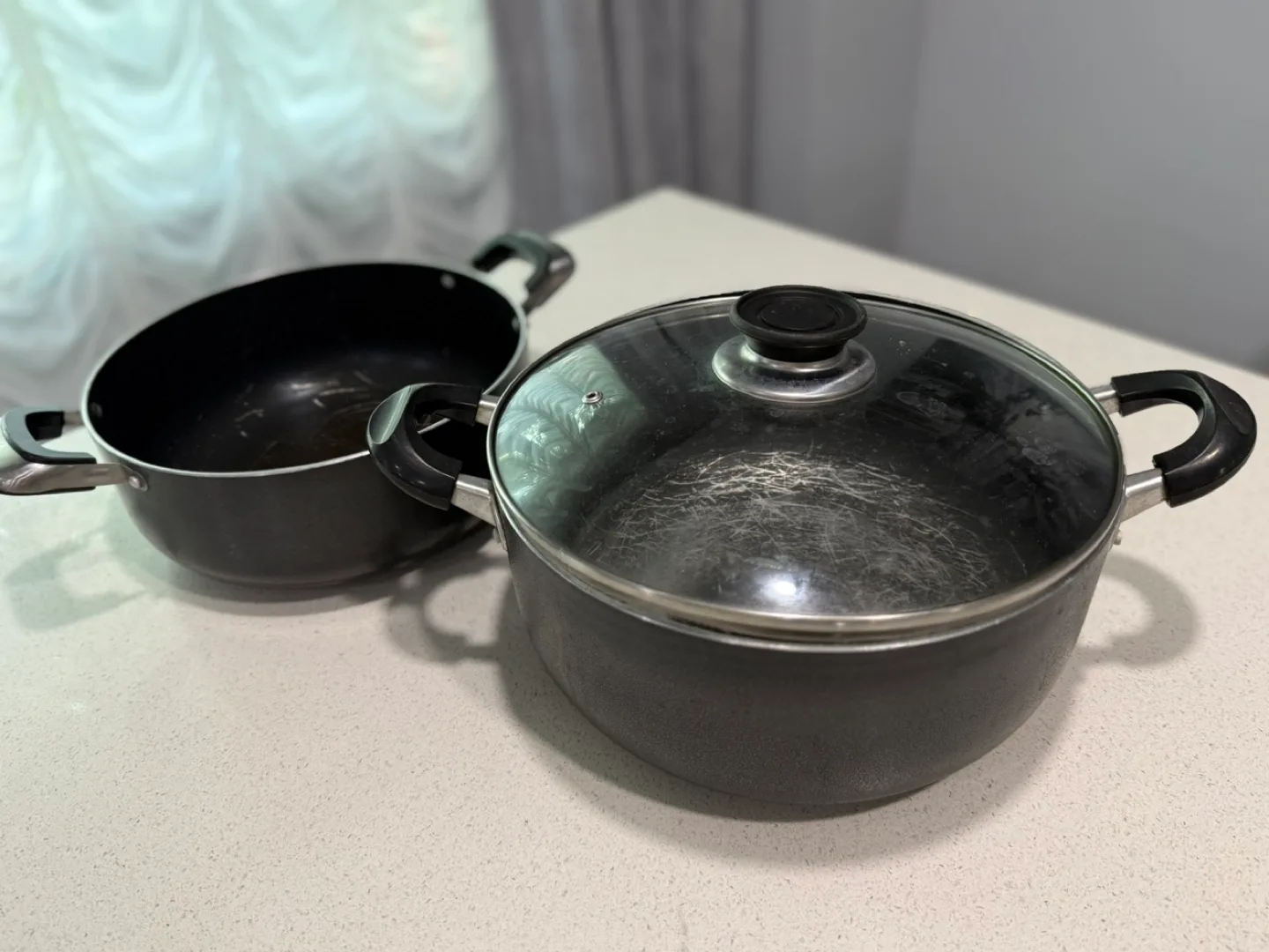 Used Black Pots thumbnail
