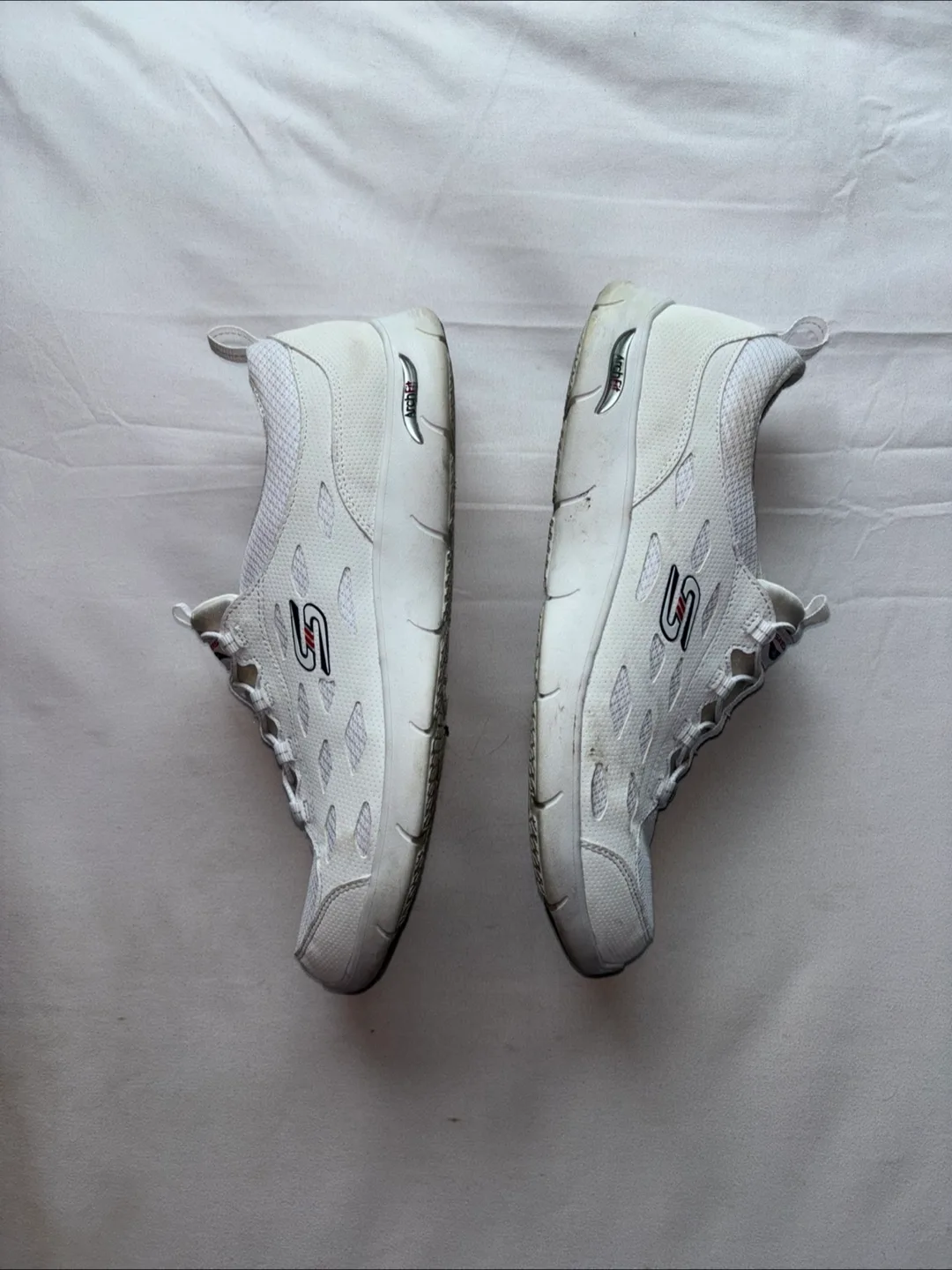 Skechers Arch Fit White Sneakers thumbnail
