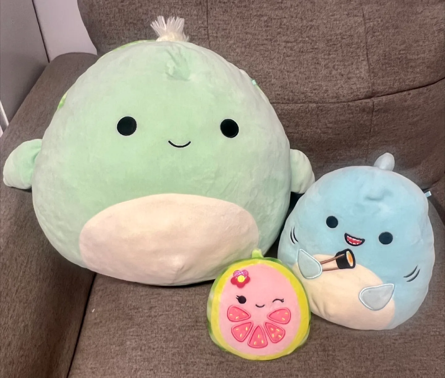 Squishmallows Plushies thumbnail