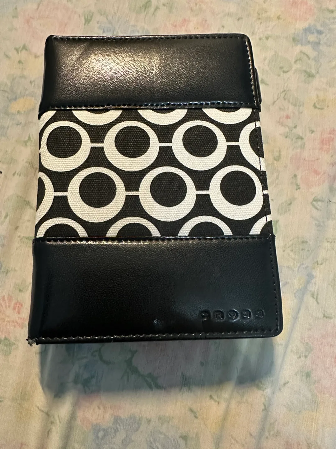 Cross Journal - Black & White Pattern thumbnail
