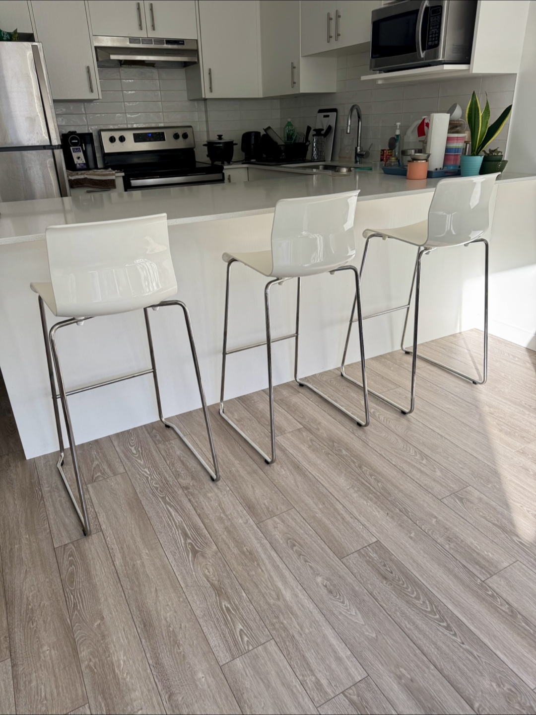 IKEA Glenn Bar Stools - Set of 3 - photo 4