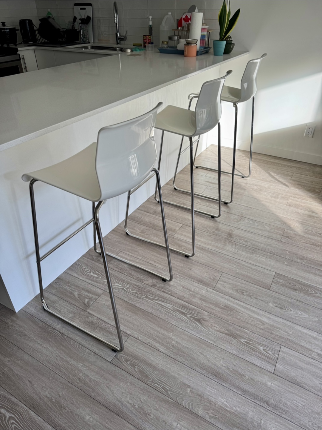IKEA Glenn Bar Stools - Set of 3 - photo 5