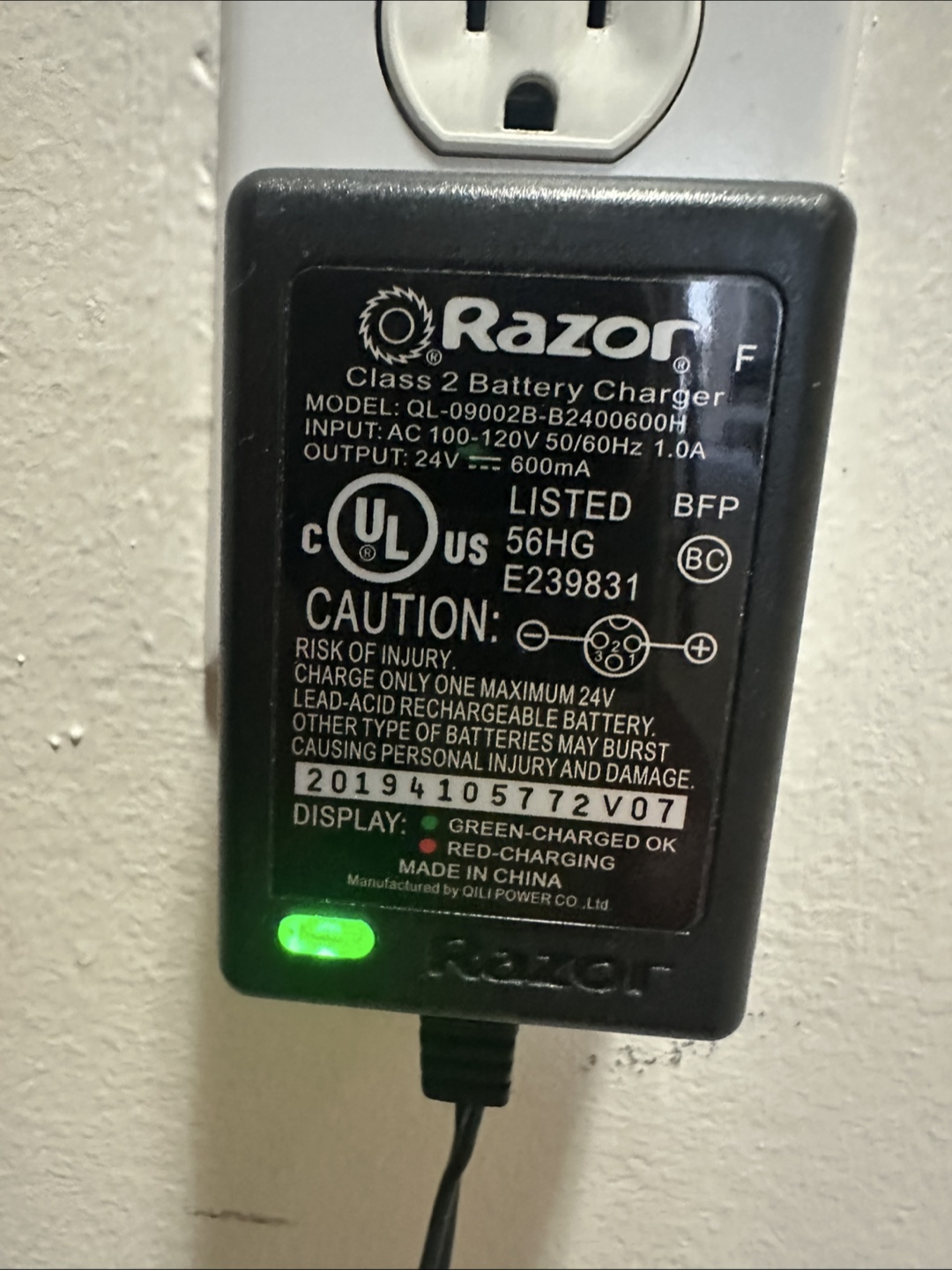 Razor Class 2 Battery Charger 24V - photo 2