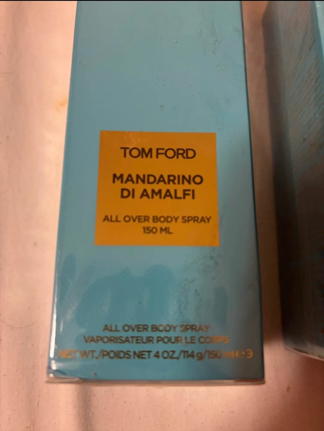 Tom Ford Mandarino Di Amalfi Body Spray 150ml thumbnail