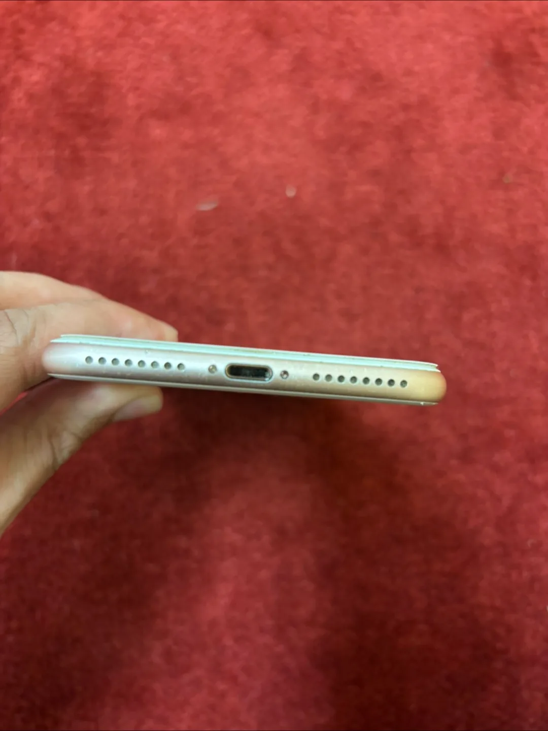 iPhone 8 Plus - White image indicator(5)