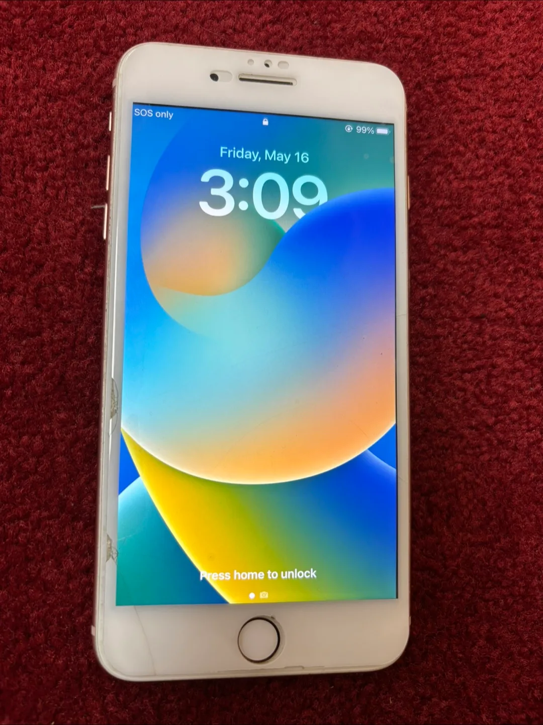 iPhone 8 Plus - White thumbnail