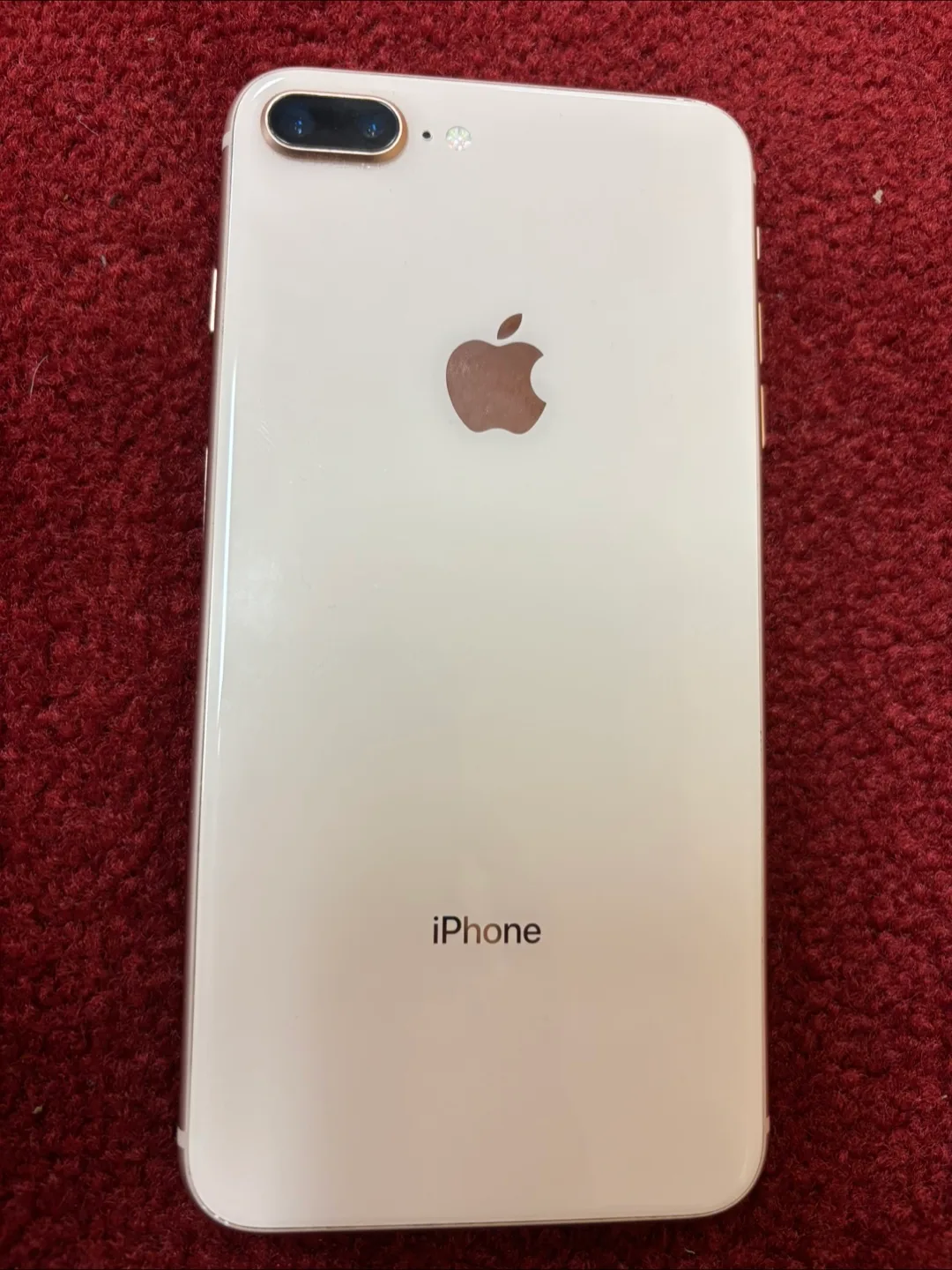 iPhone 8 Plus - White image indicator(2)