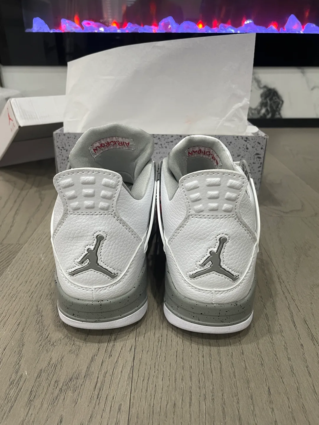 Jordan 4 White Oreo 9.5 image indicator(6)