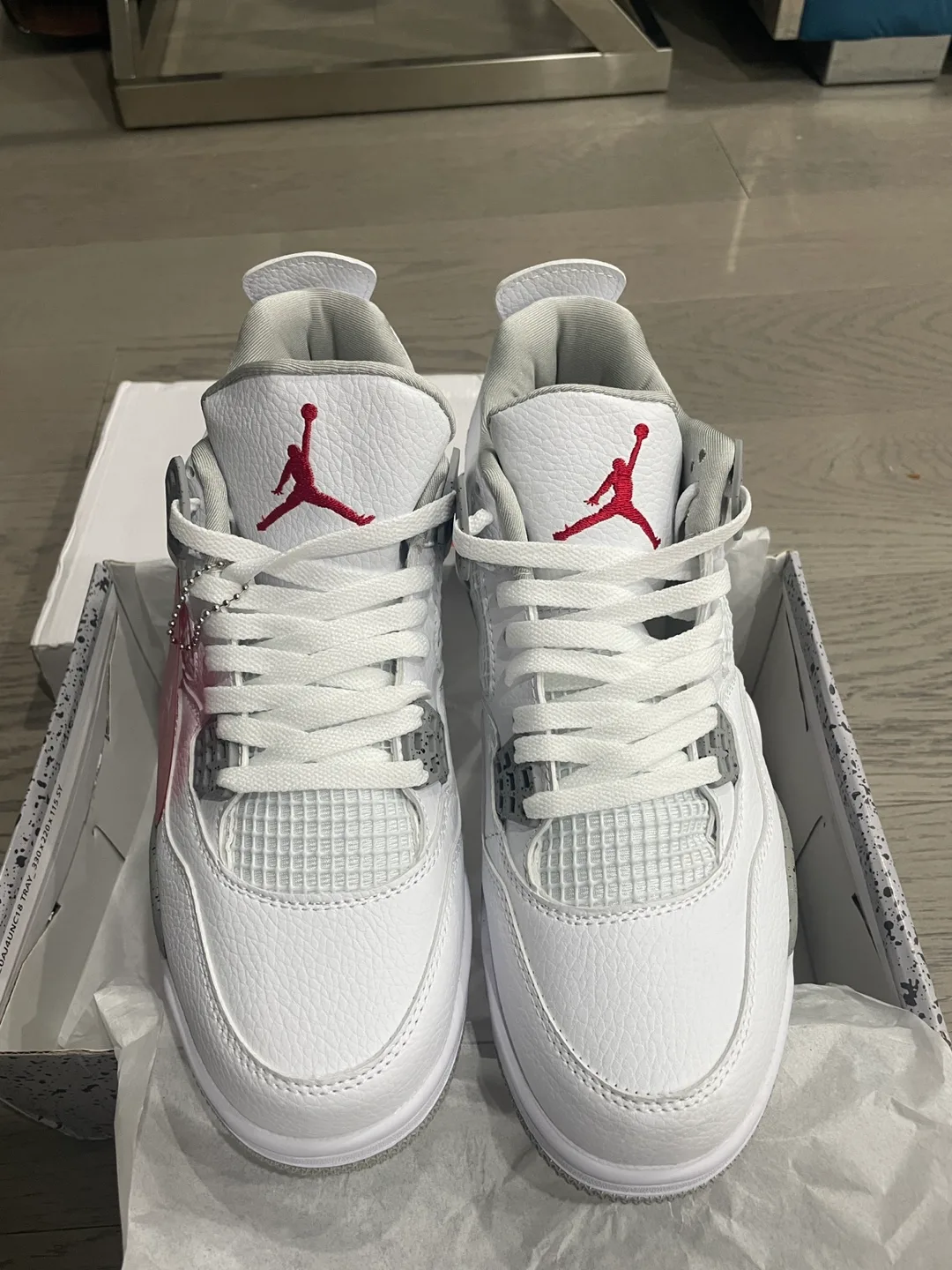 Jordan 4 White Oreo 9.5 image indicator(3)