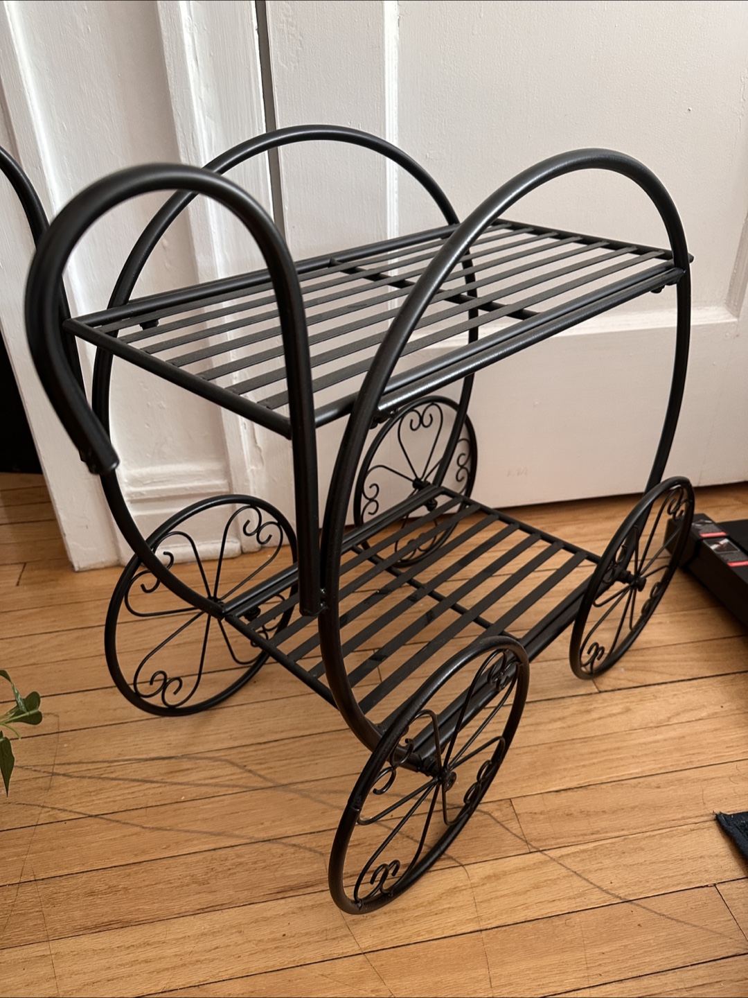 Cinderella’s Carriage Garden Shelf - photo 3