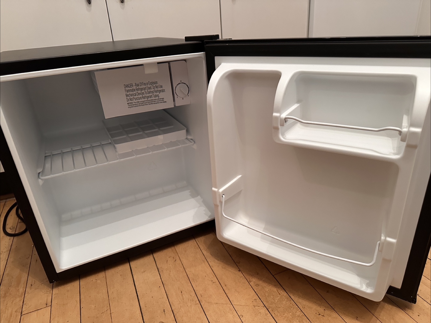 $120 LIKE NEW Galanz Compact Mini Fridge - Black - photo 4