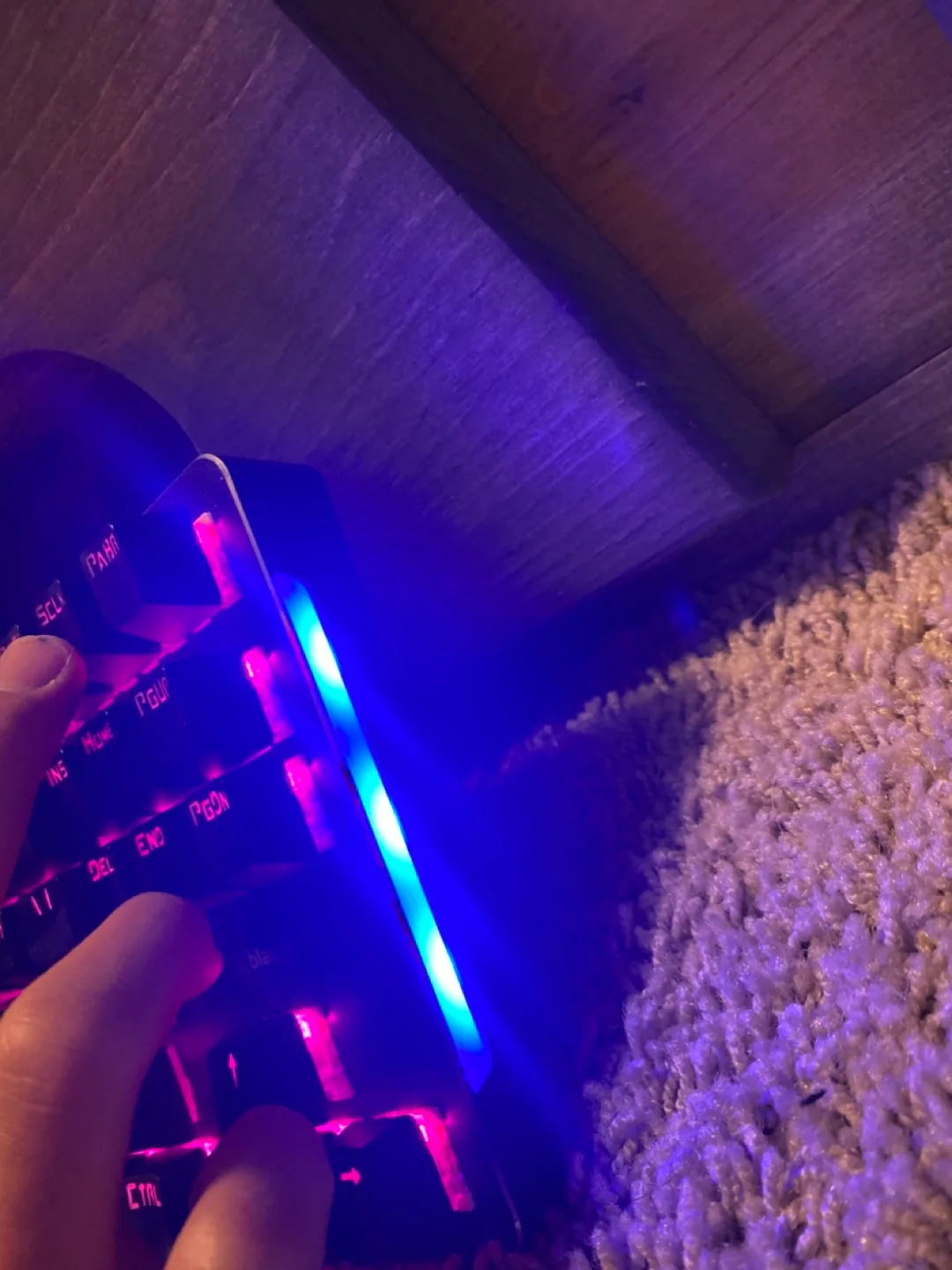 Blackweb RGB Mechanical Keyboard image indicator(6)