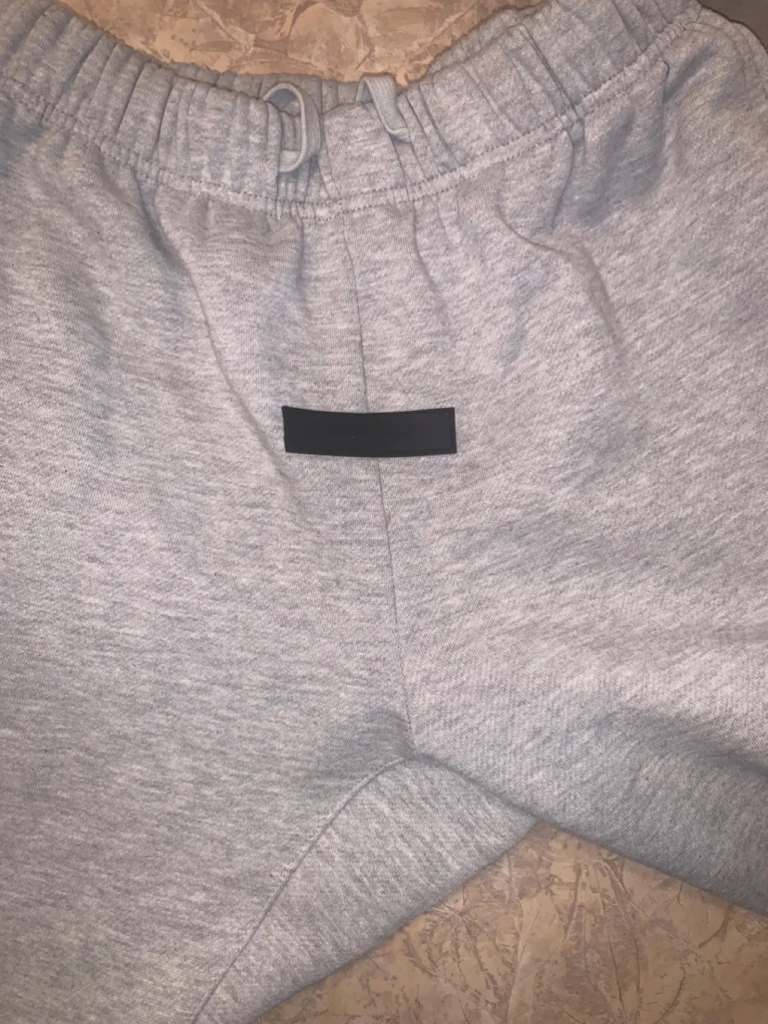 GREY ESSENTIALS PANTS (m) thumbnail