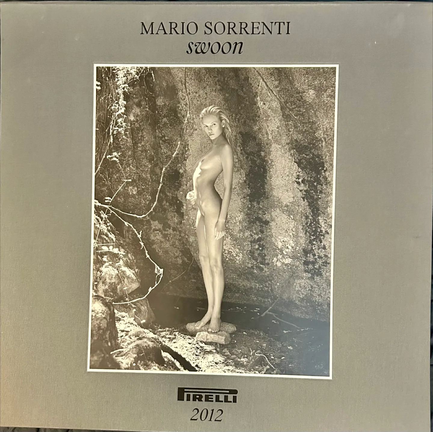 Pirelli calendar by Mario Sorrenti thumbnail
