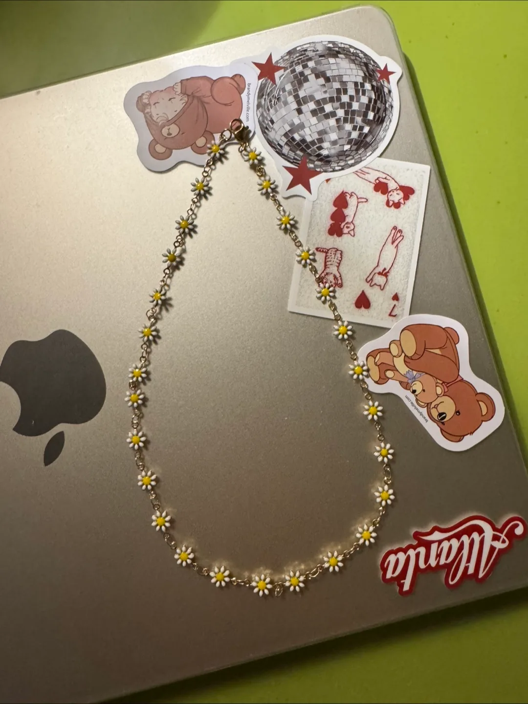 Brandy Daisy Chain Necklace thumbnail