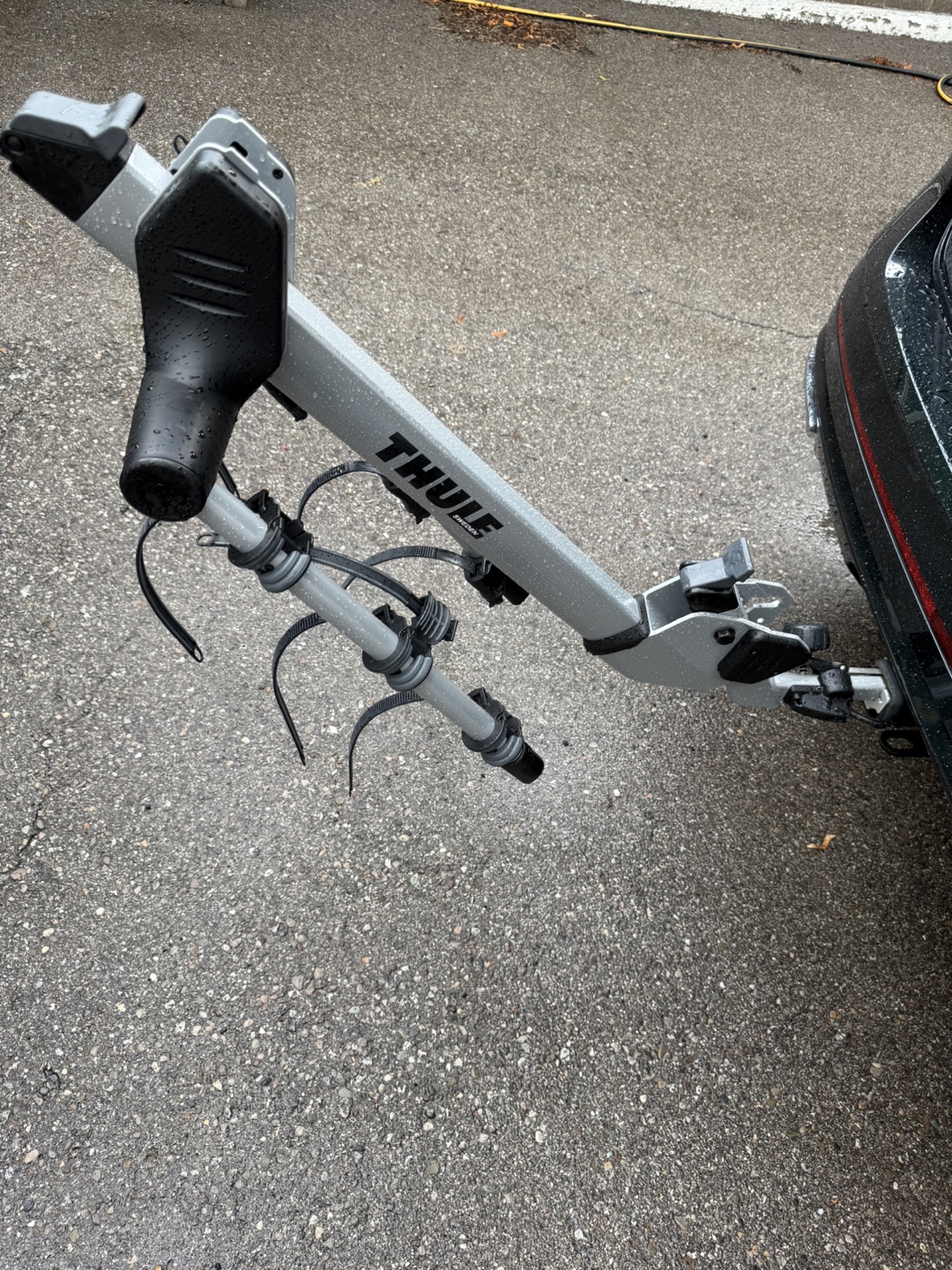 Thule 9043PRO Helium Pro Hitch 3 Bike Carrier - photo 4
