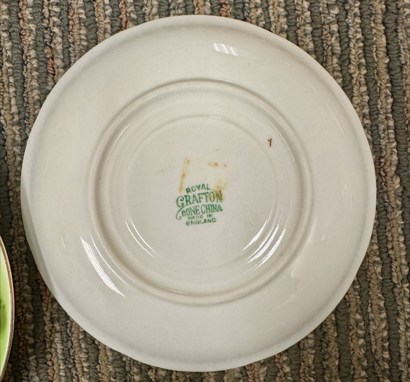 Royal Grafton & Atlas Bone China Tea Cups & Saucers - photo 5