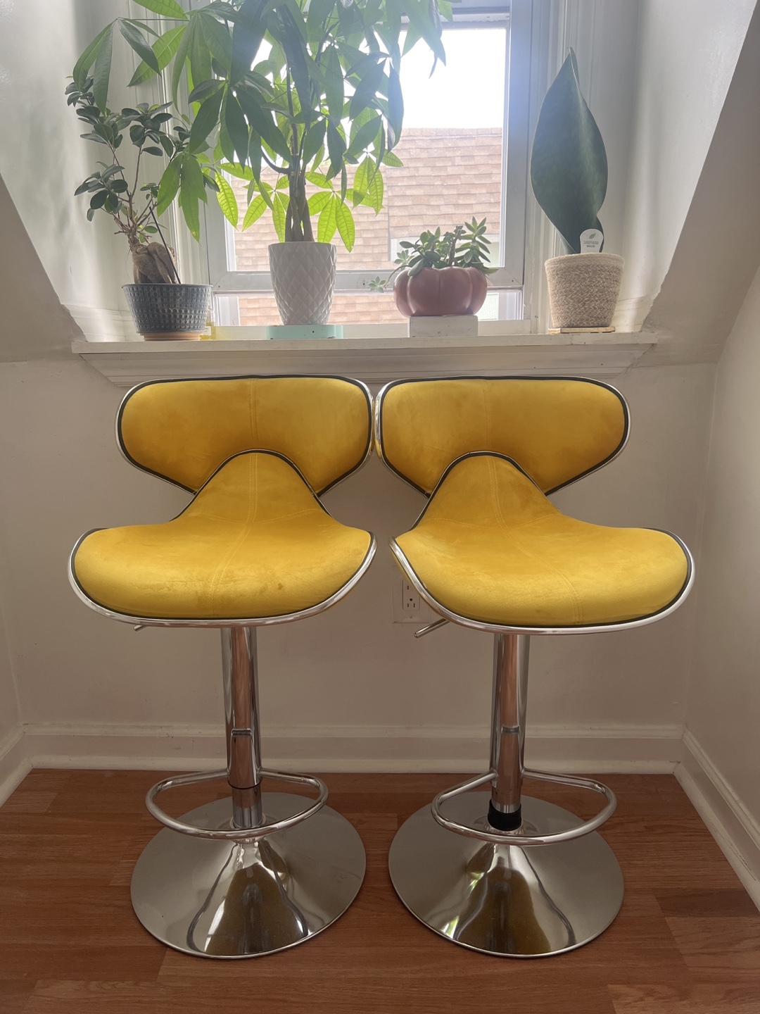 Set of 2 Yellow Adjustable Bar Stools - photo 2