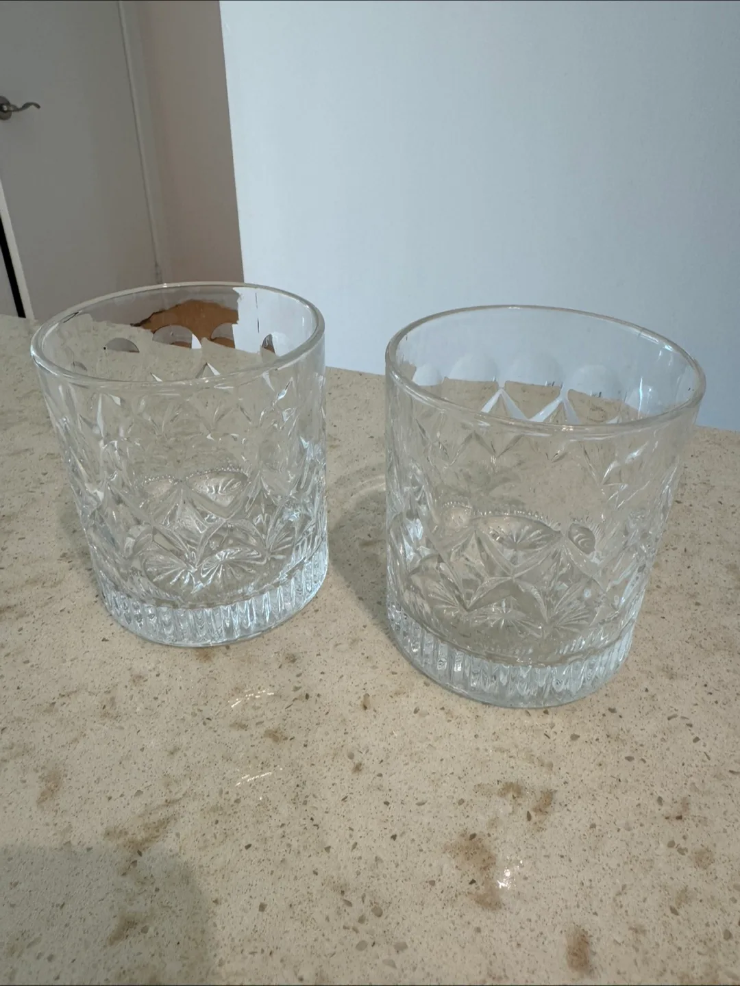 Set of 2 patterned glass tumblers thumbnail