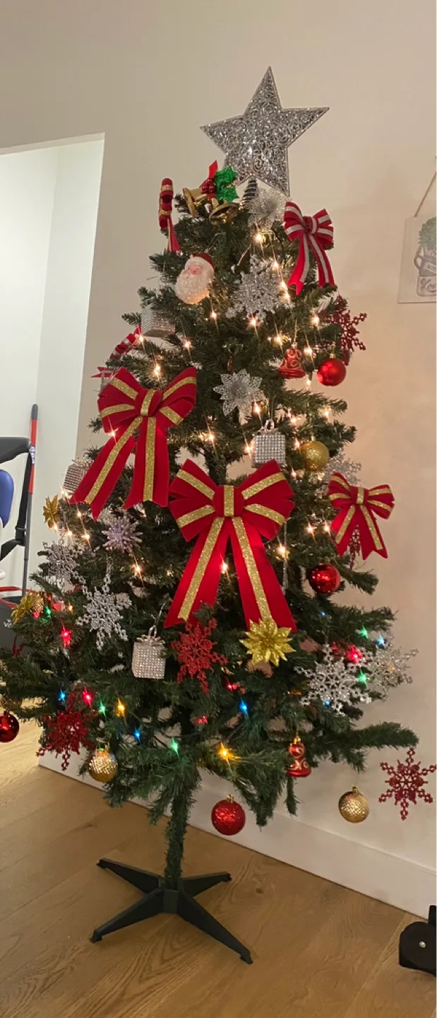 Holiday Time 6ft Artificial Christmas Tree thumbnail