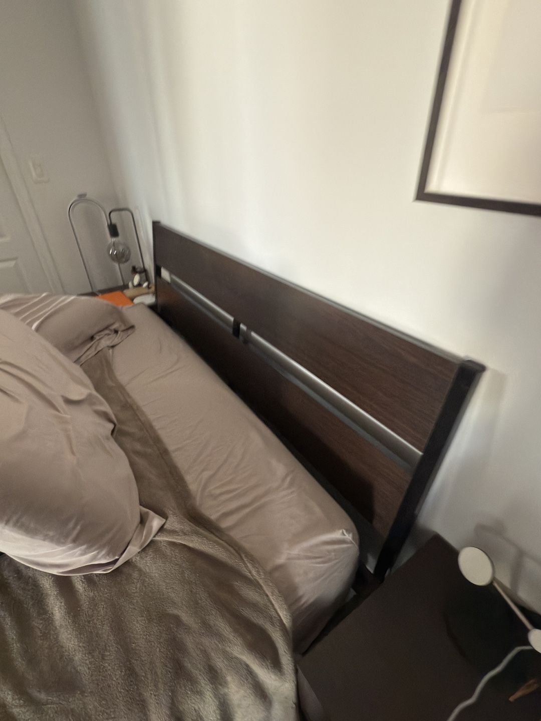 [PENDING] IKEA Trysil Bed Frame, nightstands, and mattress