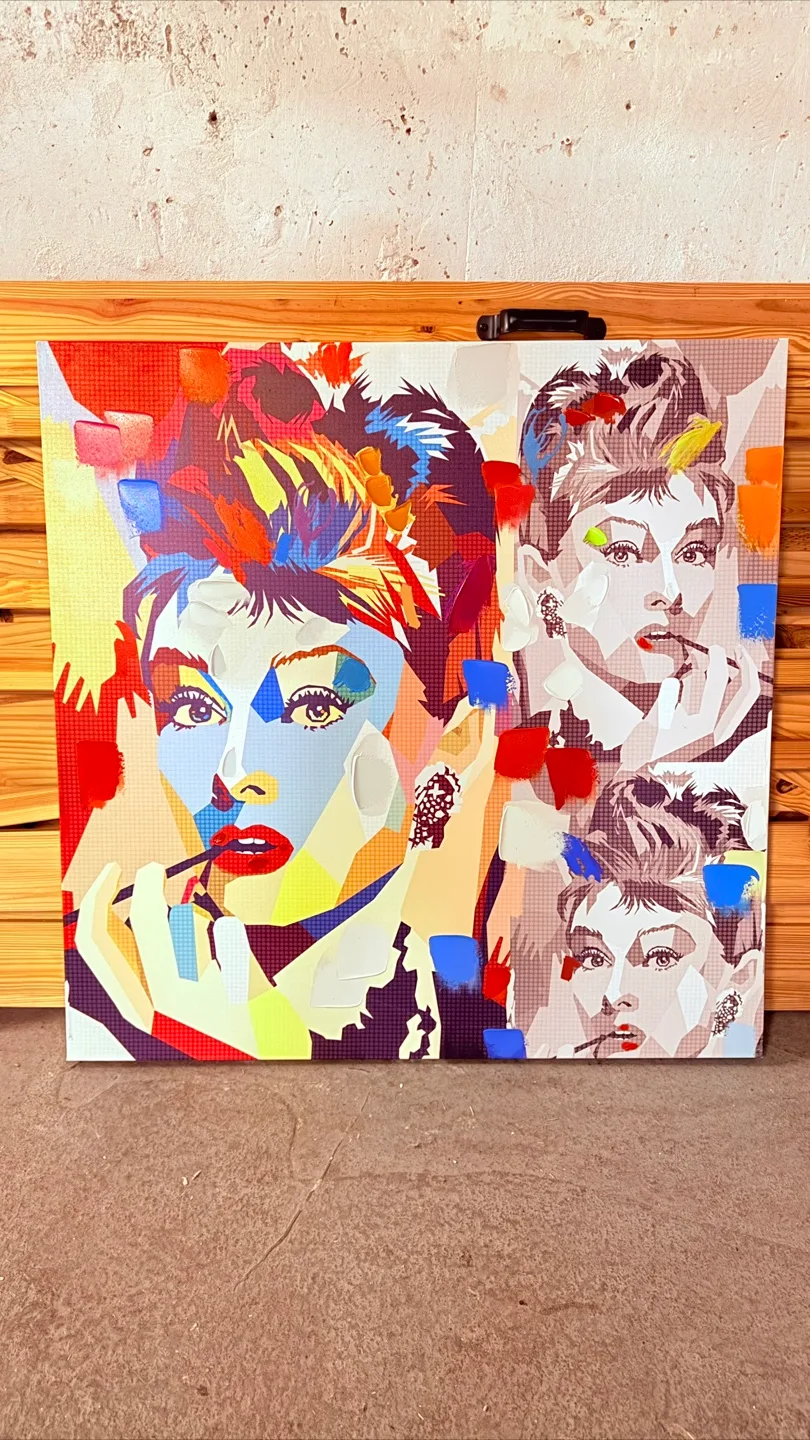 Audrey Hepburn Canvas Wall Art thumbnail