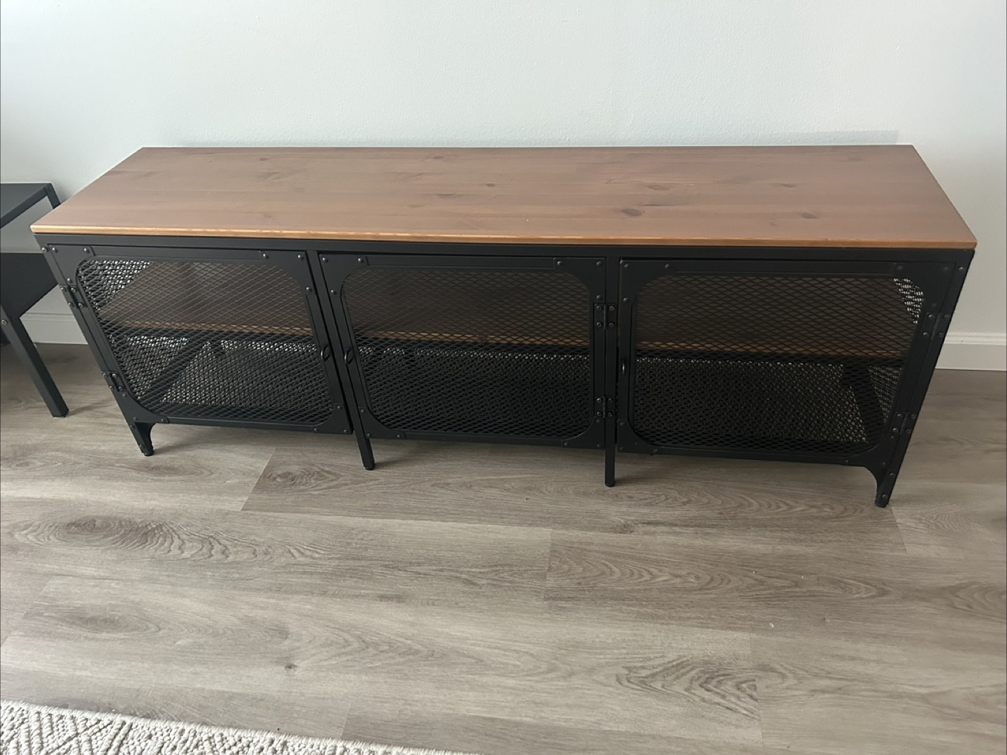 Ikea TV stand - photo 2