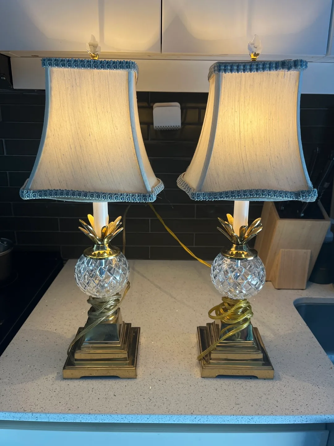 Quoizel vintage, brass, Pineapple Crystal Table Lamps - Pair thumbnail