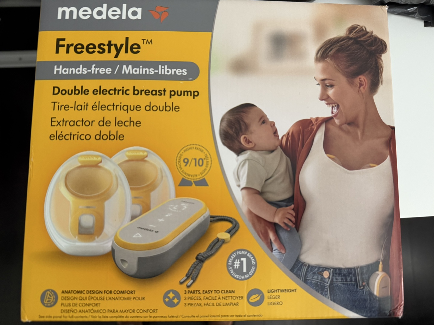 Medela Freestyle Double Electric Breast Pump - Hands-free