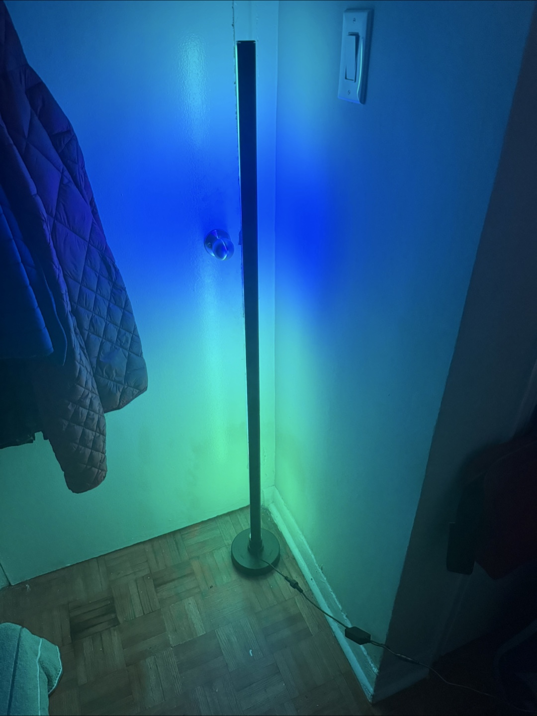 Colour Changing LED Floor Lamp - photo 3