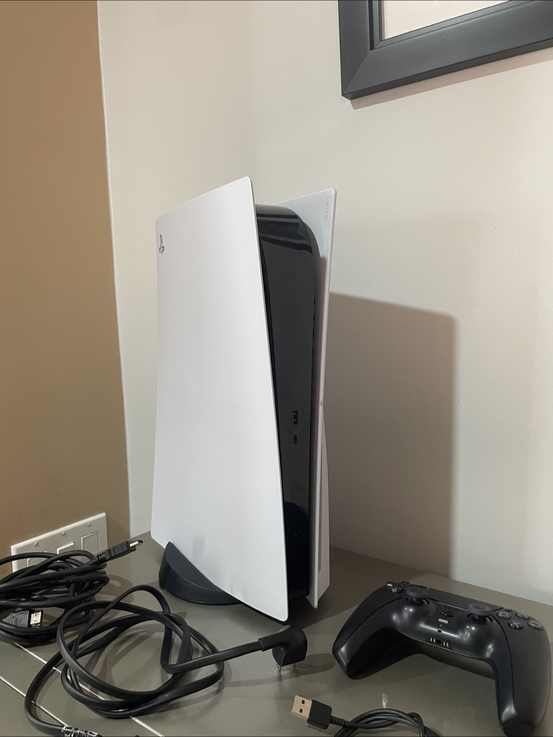PlayStation 5 (PS5) Disc Edition Console with Controller - photo 2