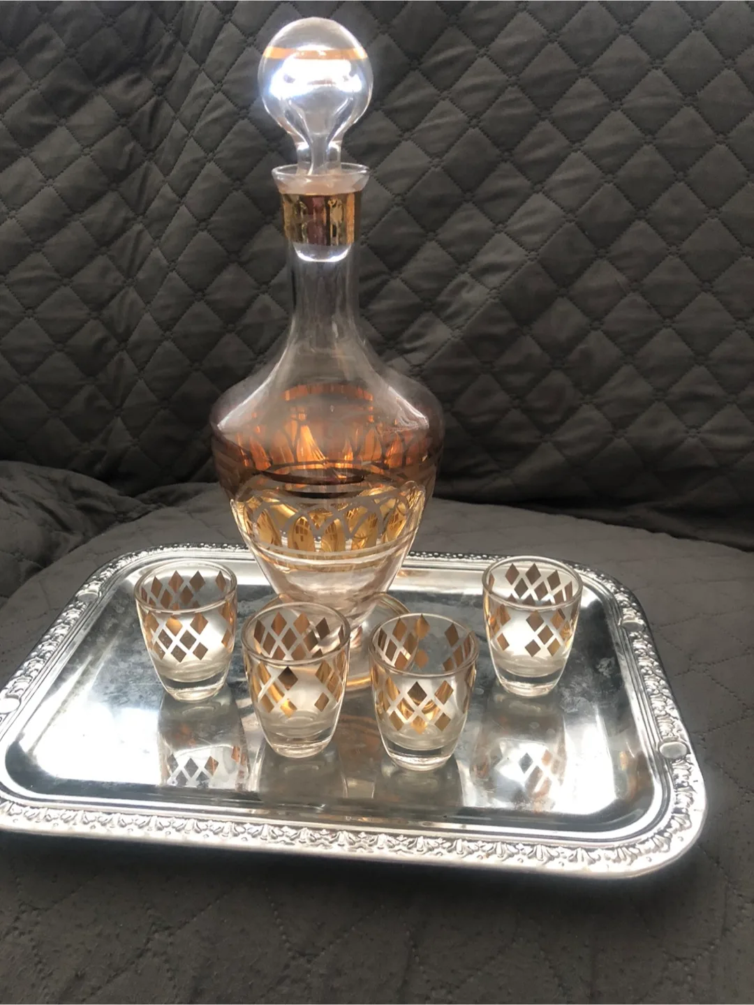 Vintage Decanter Set with 4 Glasses thumbnail
